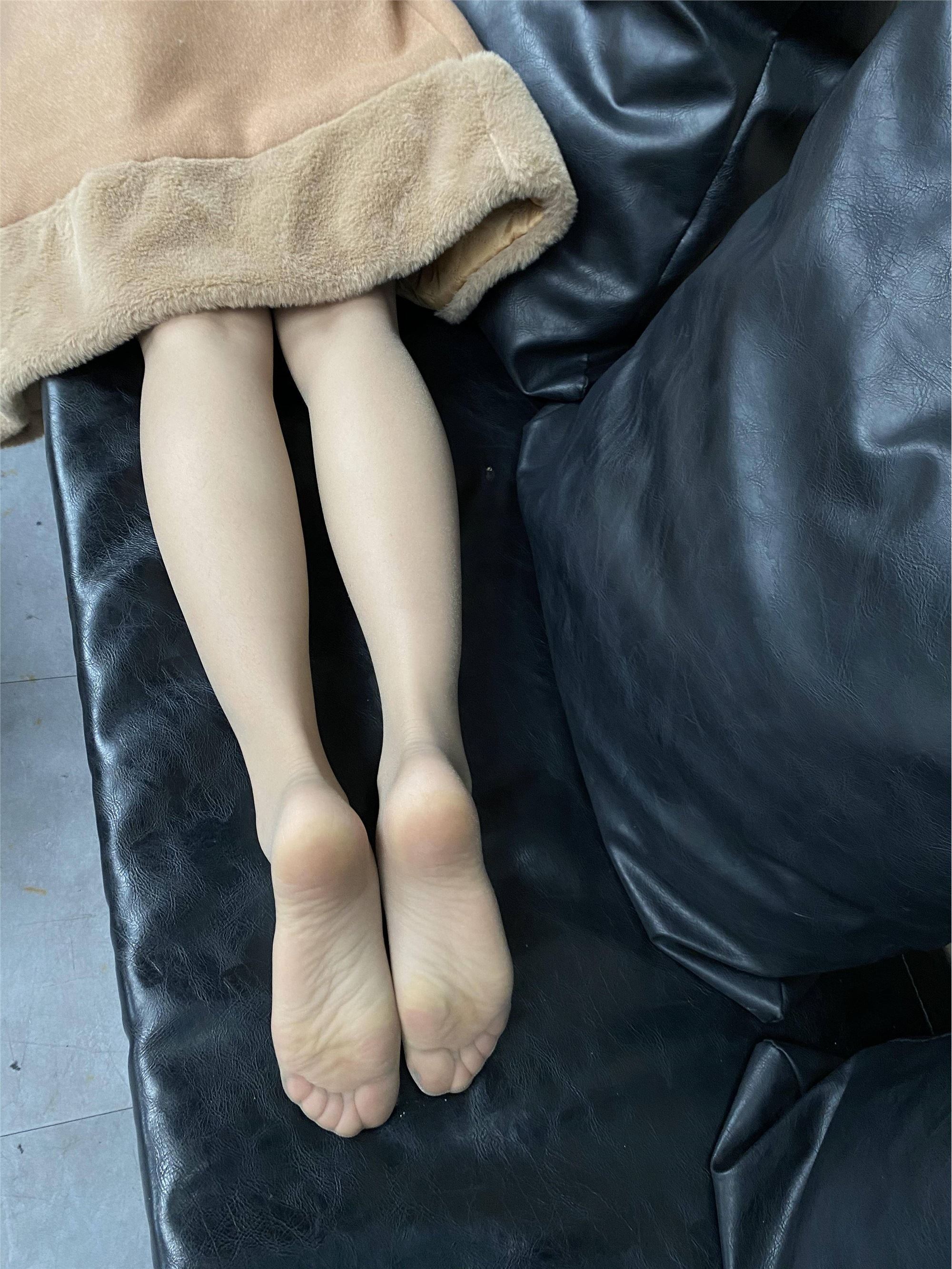 MussGirl慕丝女郎  NO.160 红色皮裙肉丝